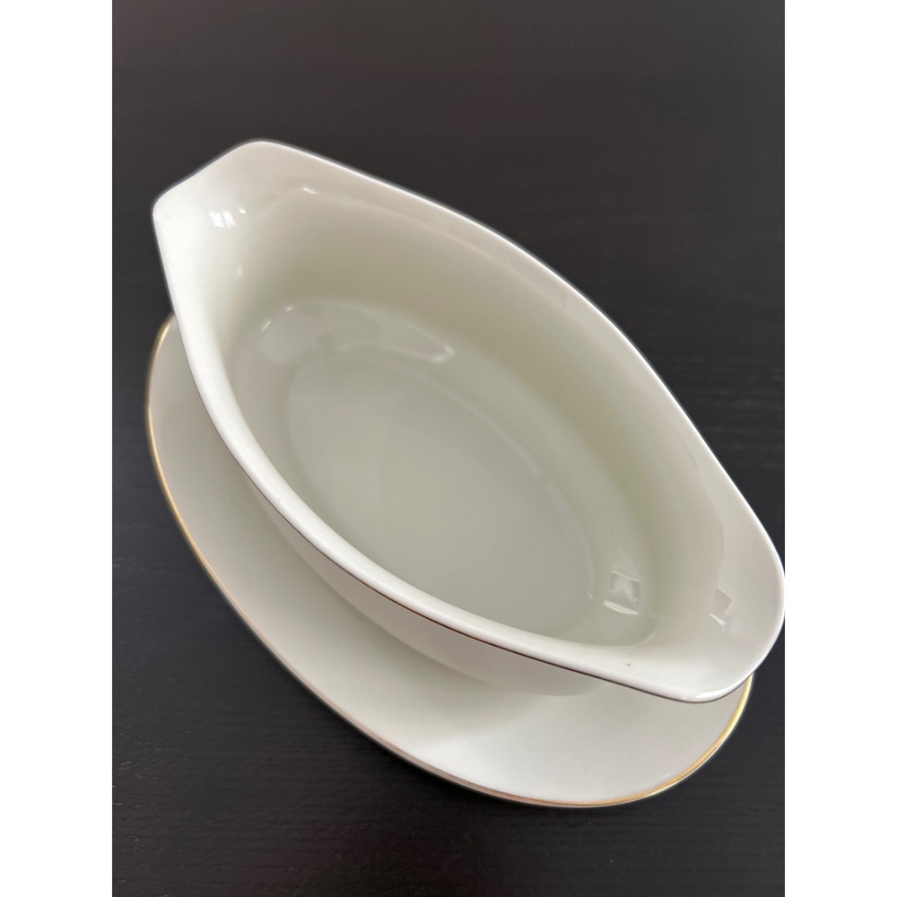 Mikasa Trousdale Ivory China Gravy Boat w/attached Underplate Gold Rim Japan - Picture 3 of 6